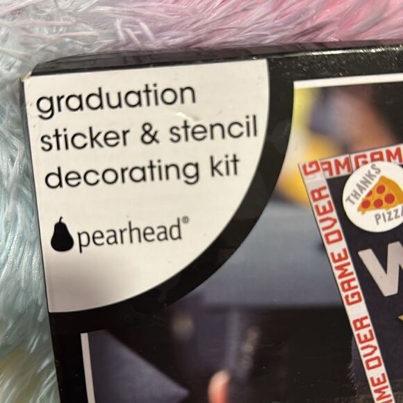 GRADUATION Sticker & Stencil decorating kit - Picture 8 of 9